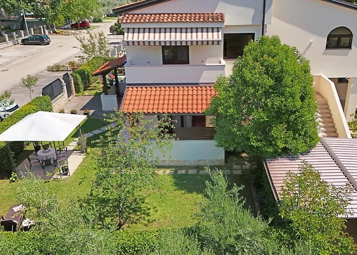 Apartmani Irena Arvaj