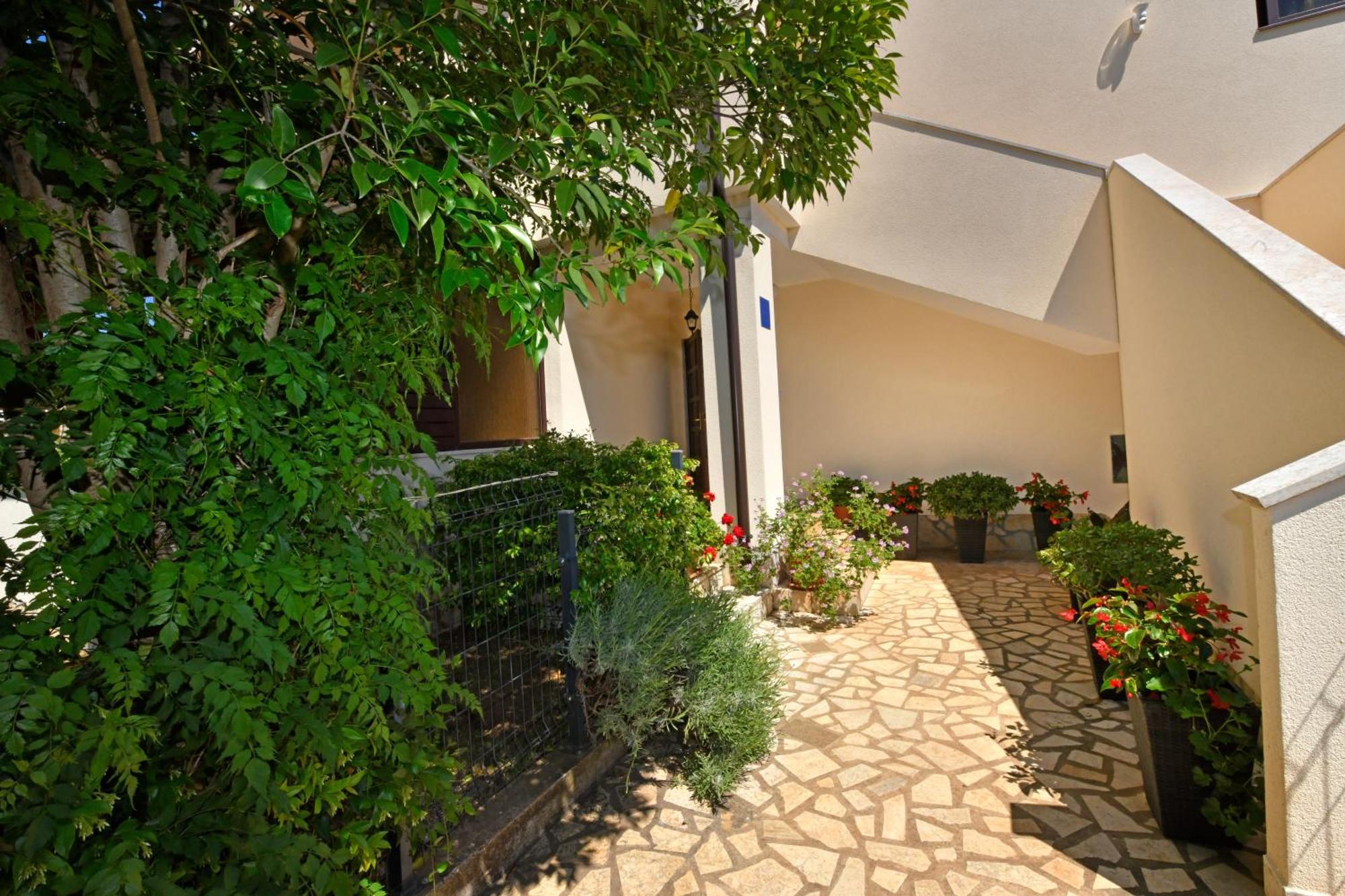 Irena Arvaj Porec