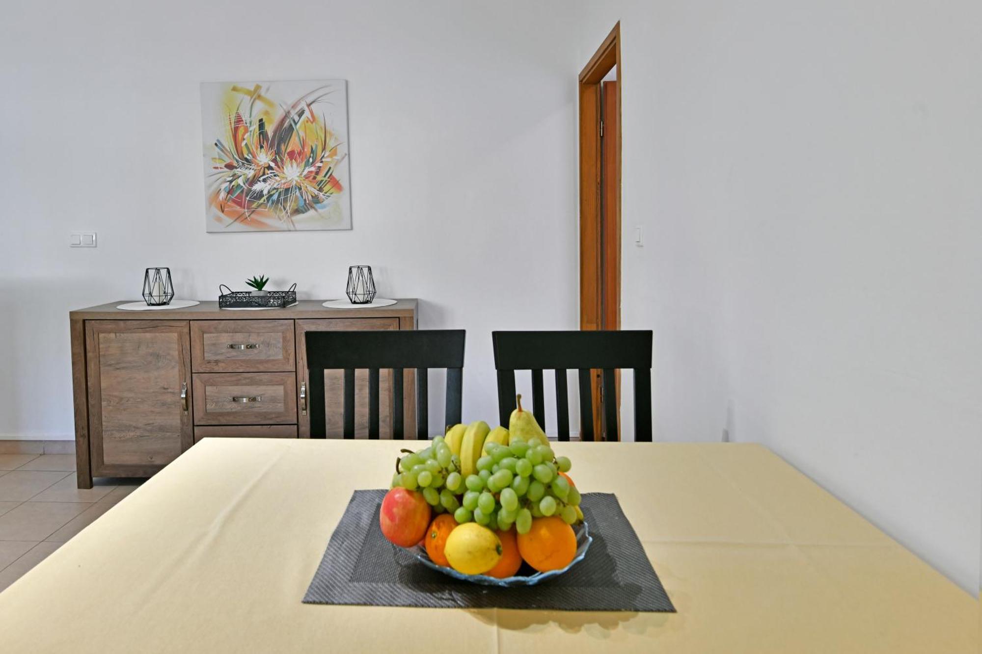 Irena Arvaj * Porec