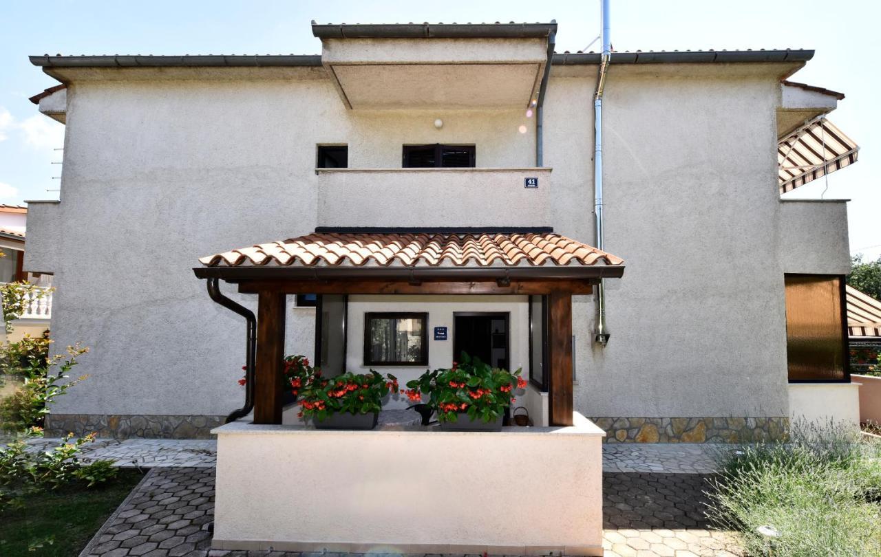 Irena Arvaj Apartment *