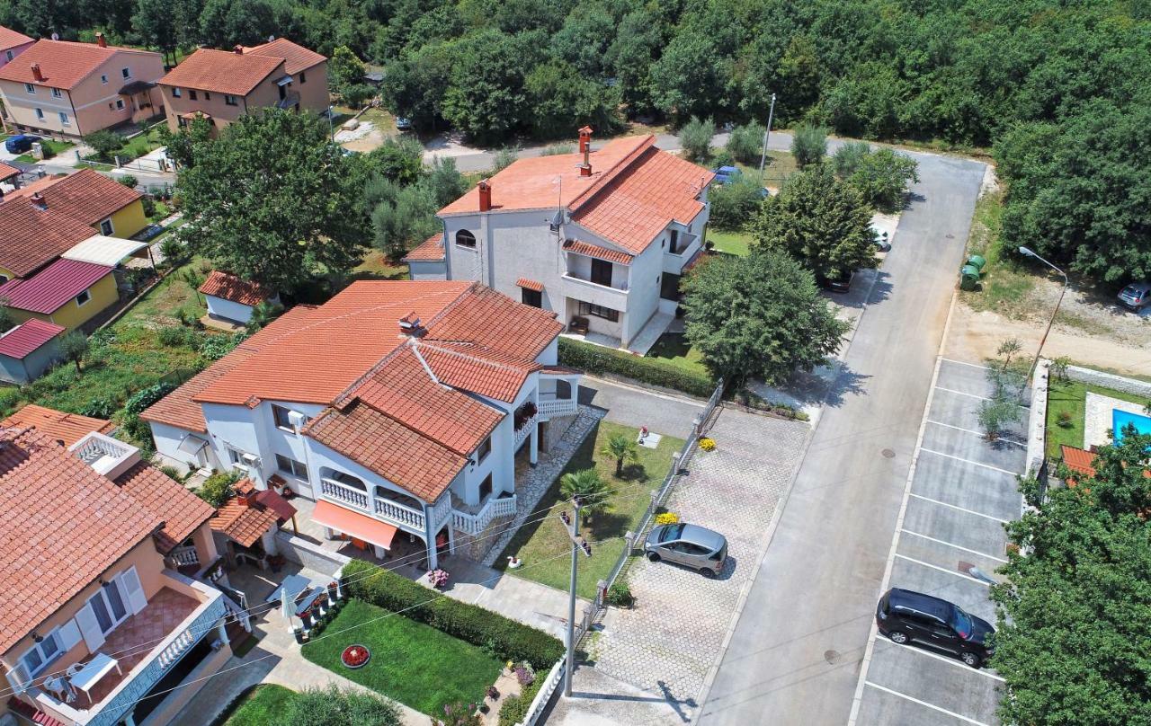 Apartment Irena Arvaj